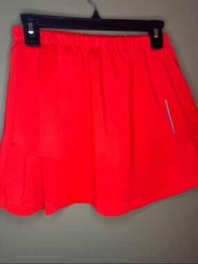 Red High-Waisted Athletic Skort - Built-in Shorts- Women’s L